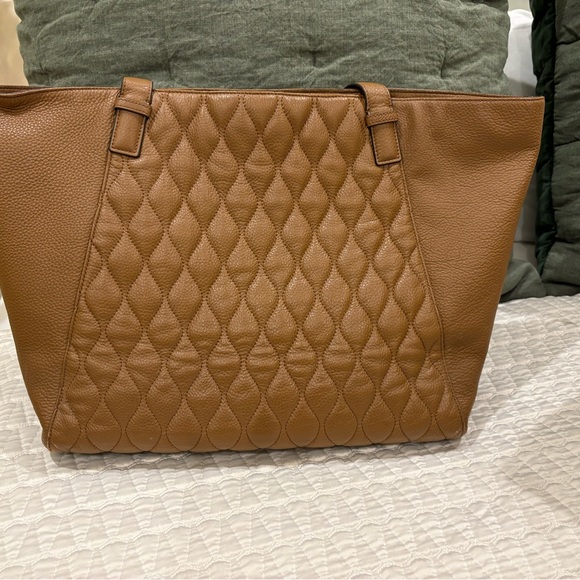 Saddle leather vera bradley tote/work bag - Picture 2 of 11